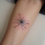 fineline tattoo unterarm frau-Titel