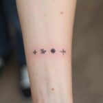 minimalist tattoo-Titel