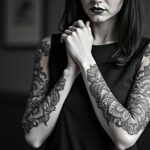 tattoo ganzer arm frau dezent-Titel