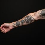 tattoo oberarm mann-Titel